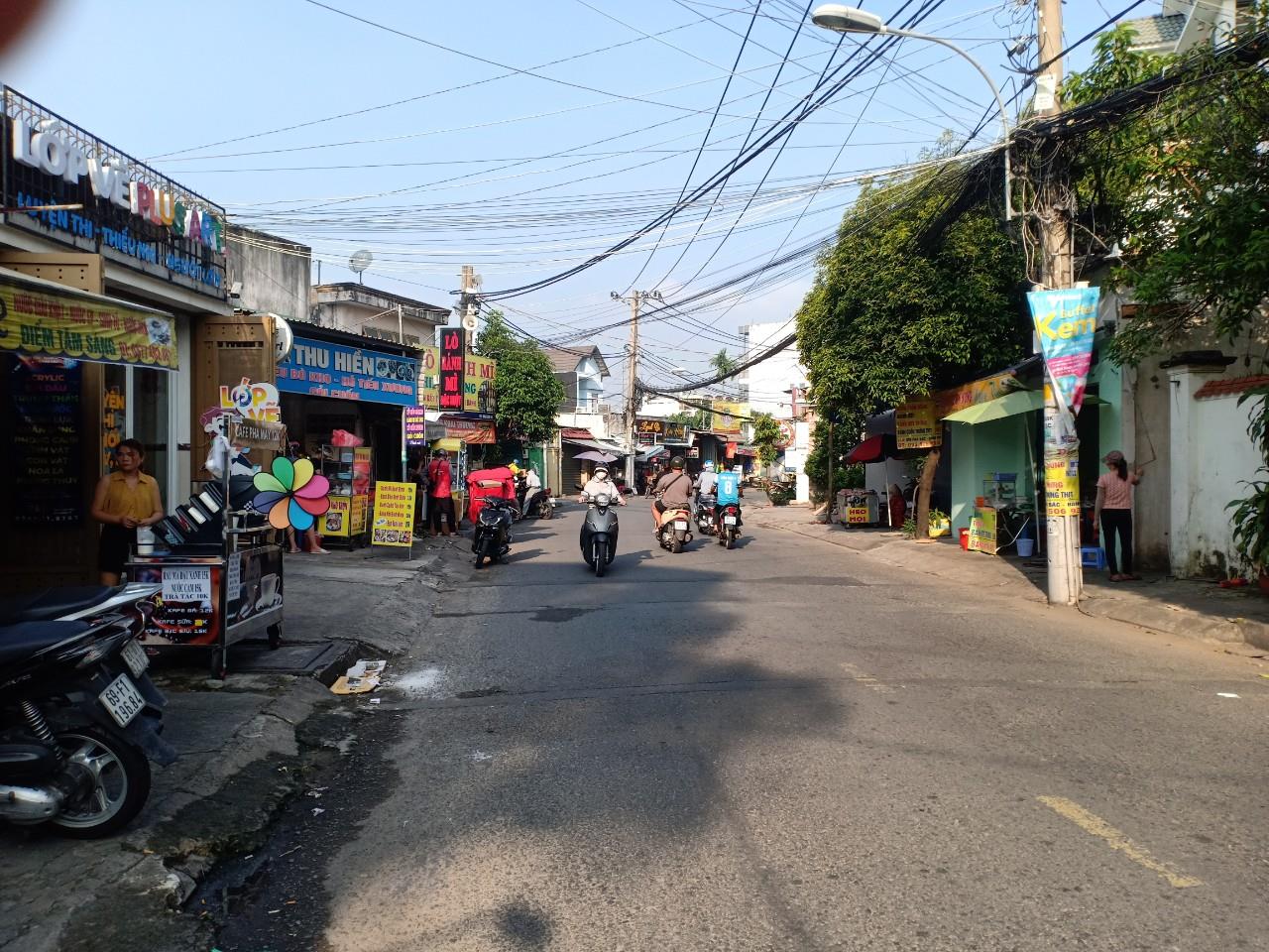 Sản phẩm đầu tư: Bán nhà mặt tiền Đường số 9, Linh Tây Thủ Đức, 6m x 17m, giá chỉ hơn 5 tỷ.