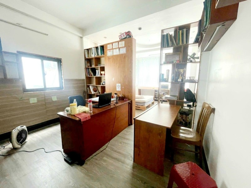 Bán Nhà Mặt Tiền Gò Dầu, Tân Phú, 4m x16m, 4 Tầng Đường 20m Rộng, Chỉ 11.9 Tỷ