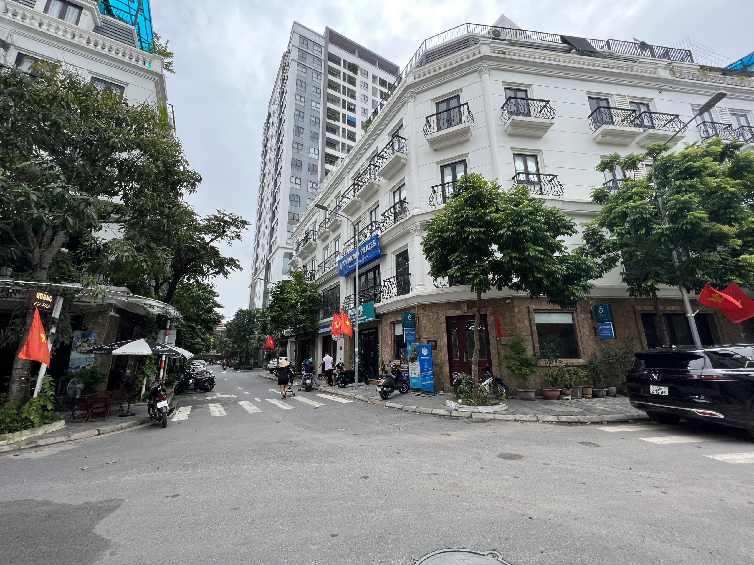 Gia Đình sang Mỹ cần bán nhanh căn liền kề góc tại dự án 158 Nguyễn Sơn, giá 23 tỷ