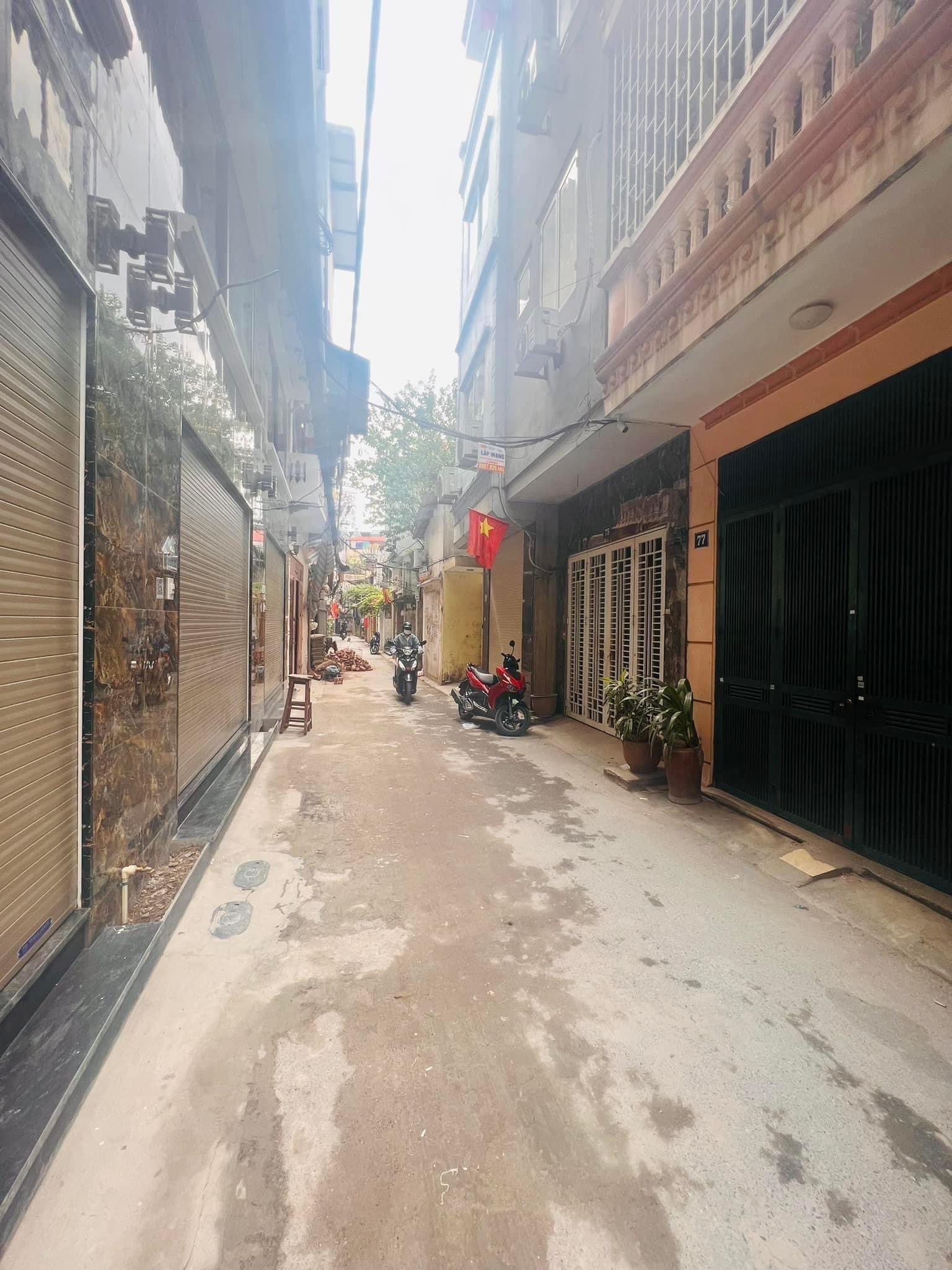 BÁN NHÀ MẶT NGÕ 663 TRƯƠNG ĐỊNH QUẬN HOÀNG MAI - 32M 6 TẦNG MT 4M - MẶT NGÕ THÔNG OTO ĐỖ CỬA KINH DOANH NHÀ MỚI ĐẸP KING KOONG