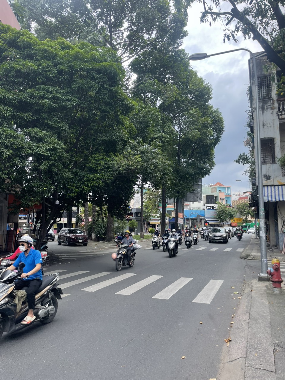 83M2 MT NGUYỄN THÁI SƠN. NGANG 5 ( NỞ HẬU ) GIÁ CHỈ 11 TỶ. VỊ TRÍ ĐẮC ĐỊA KINH DOANH MỌI NGÀNH NGHỀ - GẦN BỆNH VIỆN 175