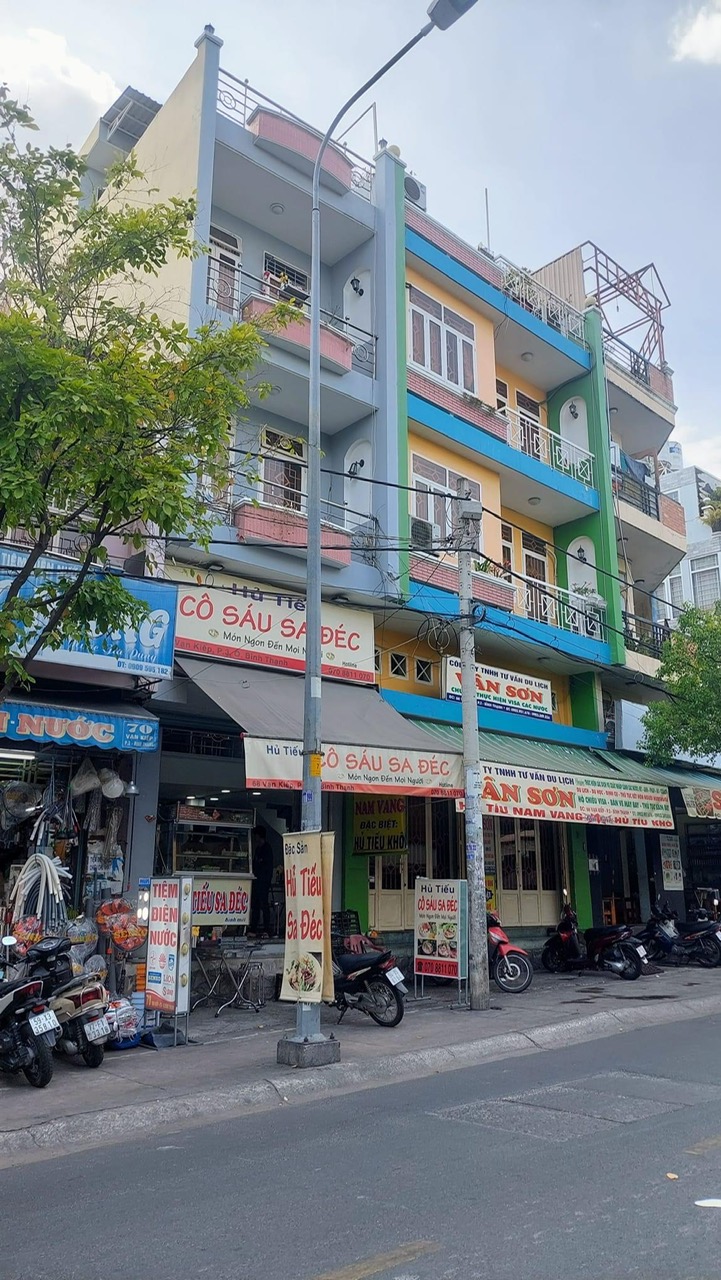 Chỉ 8 tỷ - 66m2 3 Tầng 6 P.Ngủ có bếp và WC sát MT Vạn Kiếp ở ngay