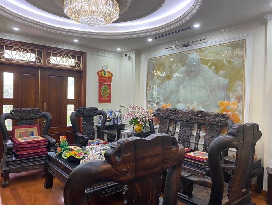 Bán biệt thự lô góc, có nhà trên sổ, sân vườn, TK đẹp, Pháp Vân, Hoàng Mai, 320m2, 4 tầng.