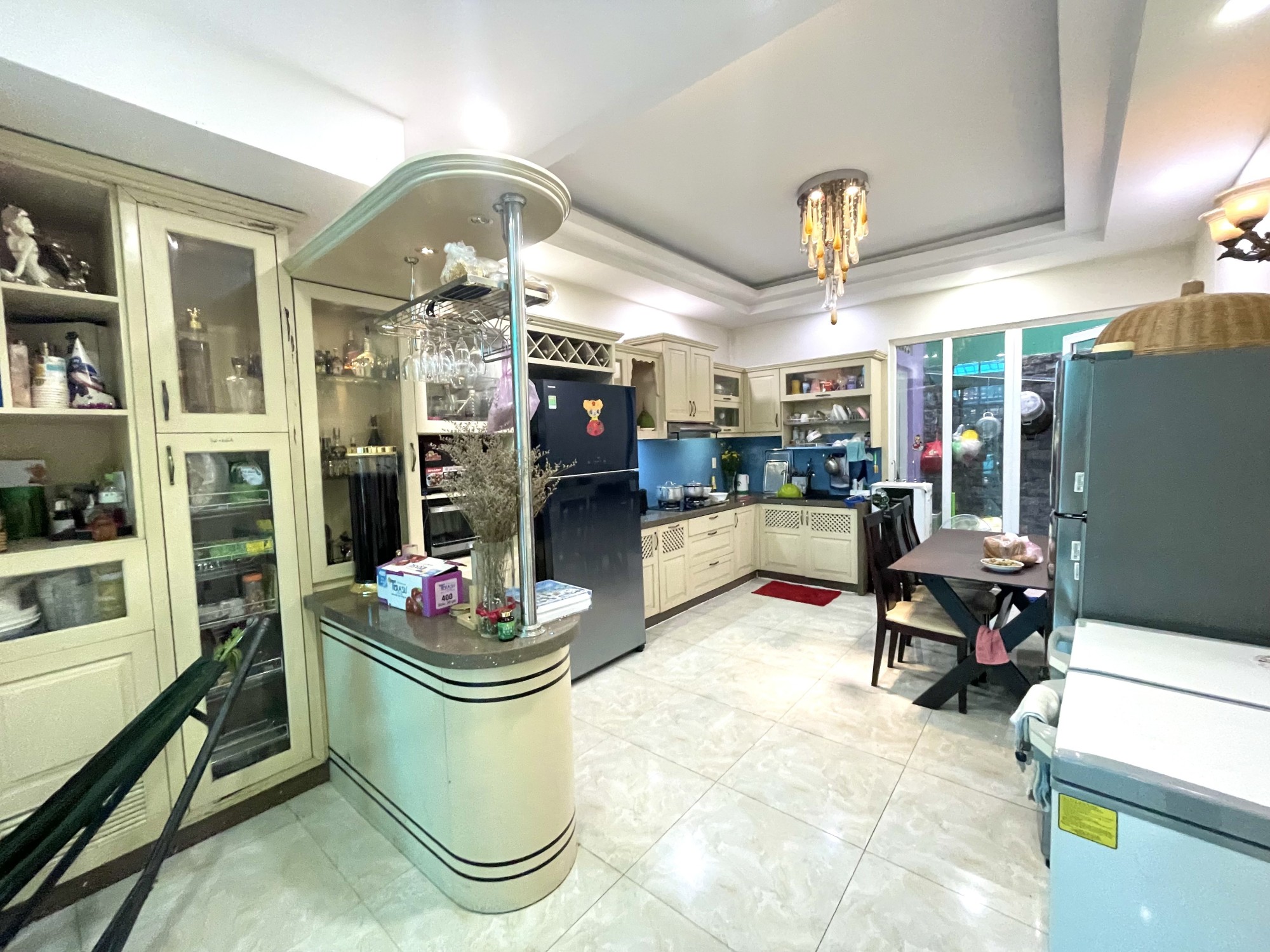 NGÔI NHÀ MƠ ƯỚC Q7 , TẶNG NỘI THẤT CAO CẤP , 5 TẦNG 4m x 20m.ĐƯỜNG 8M , KHU KINH DOANH , CHO THUÊ VĂN PHÒNG MỞ CTY ,