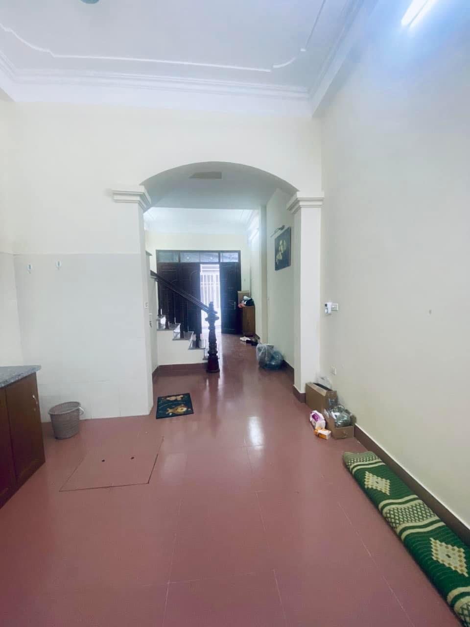 H25 BÁN NHÀ LÊN Ở CHUNG CƯ VỚI CON CÁI Đại Mỗ 35m2- 4tầng-MT 3.5m-3.7 tỷ Nam Từ Liêm