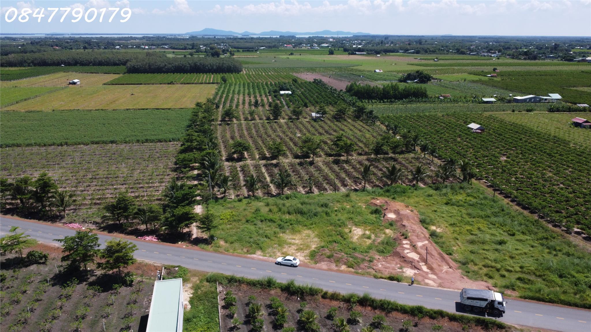 Gấp Đất Ngộp Giá Rẻ - View Đẹp, Tiện Ích Đầy Đủ!