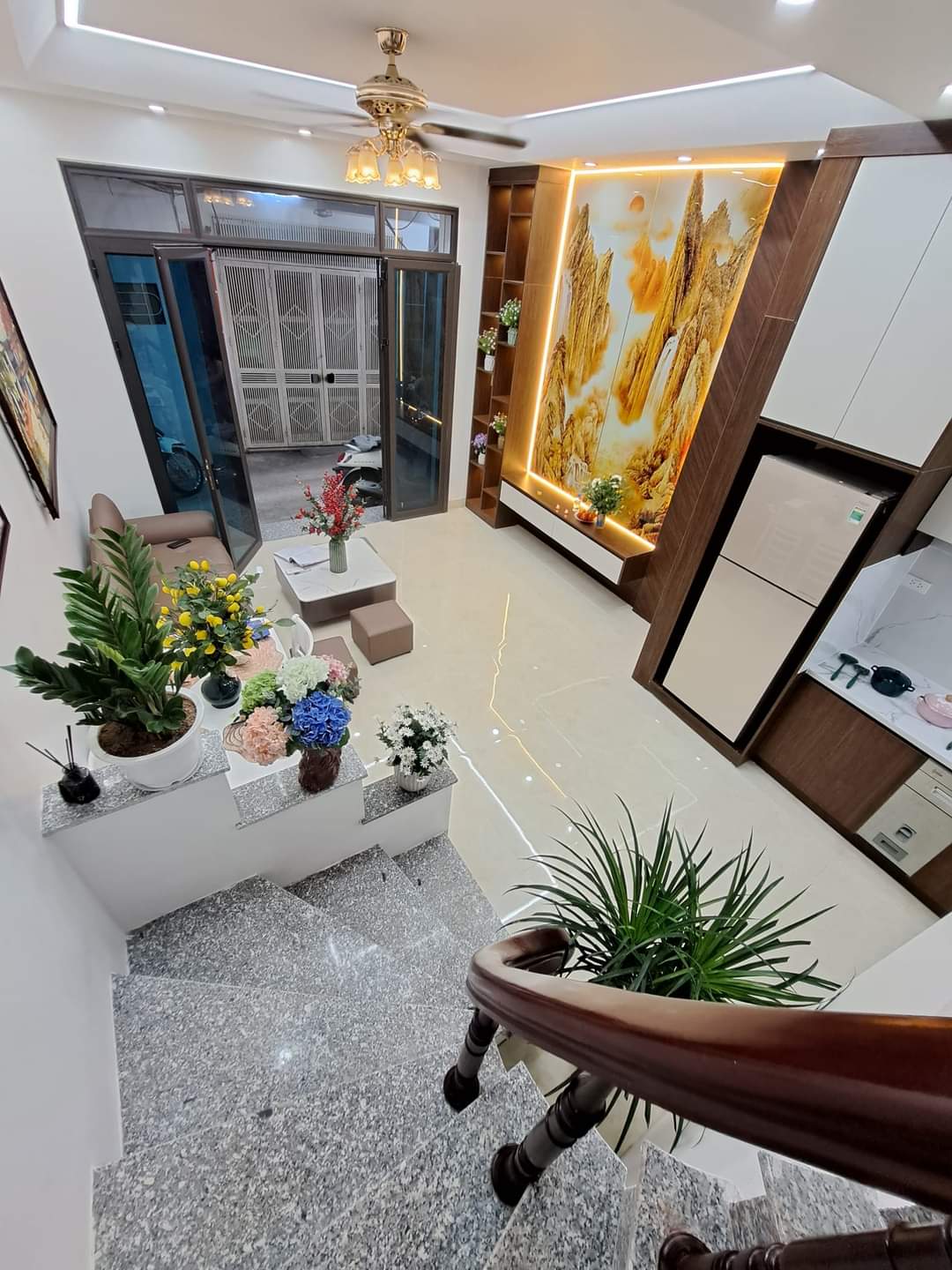 +NHÀ MỚI ĐẸP KHƯƠNG TRUNG-THANH XUÂN +37M...5 TẦNG...GIÁ GẦN 4 TỶ + Vị trí đẹp, ngõ nông,