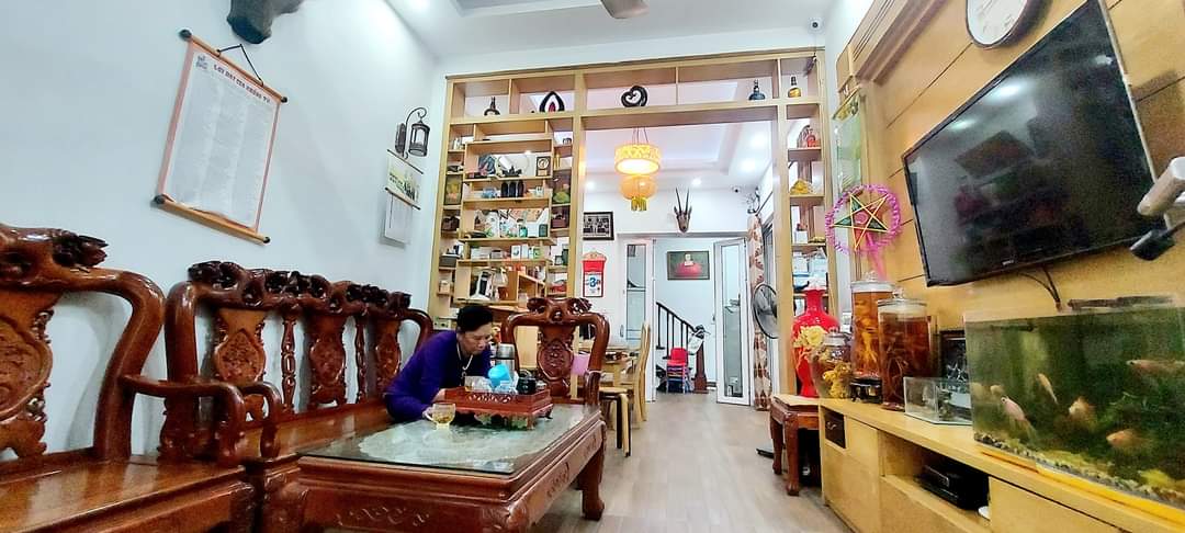 BÁN NHÀ KIM MÃ, QUẬN BA ĐÌNH, DT77M2×5T,MT6.7M,GIÁ 12.9TỶ. Ô TÔ ĐỖ CỬA KINH DOANH.