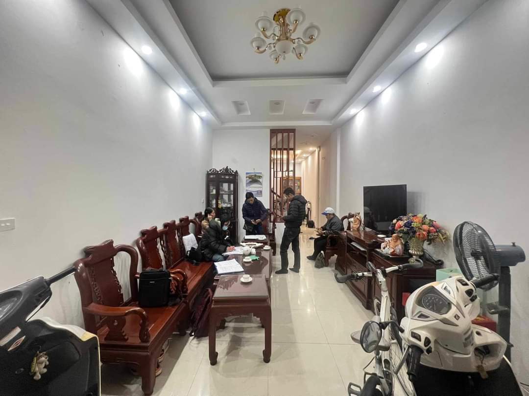 BÁN NHÀ KIM MÃ, QUẬN BA ĐÌNH,DT52M2×4T,MT3.7M,GIÁ 12TỶ,KINH DOANH ,Ở SƯỚNG