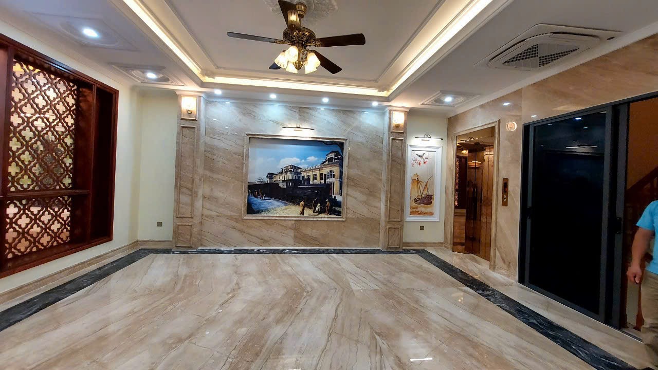 Bán nhà ngõ 194 Đội Cấn cách phố hơn 100m, Q. Ba Đình , diện tích 64m² x 4 tầng