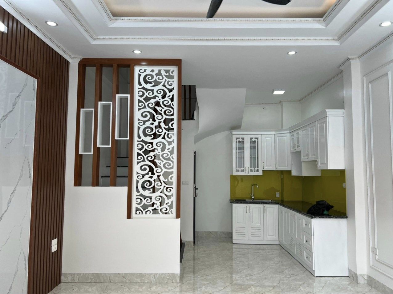 MINH KHAI_5 TẦNG MỚI Ở NGAY_35M RA PHỐ_3.84 TỶ