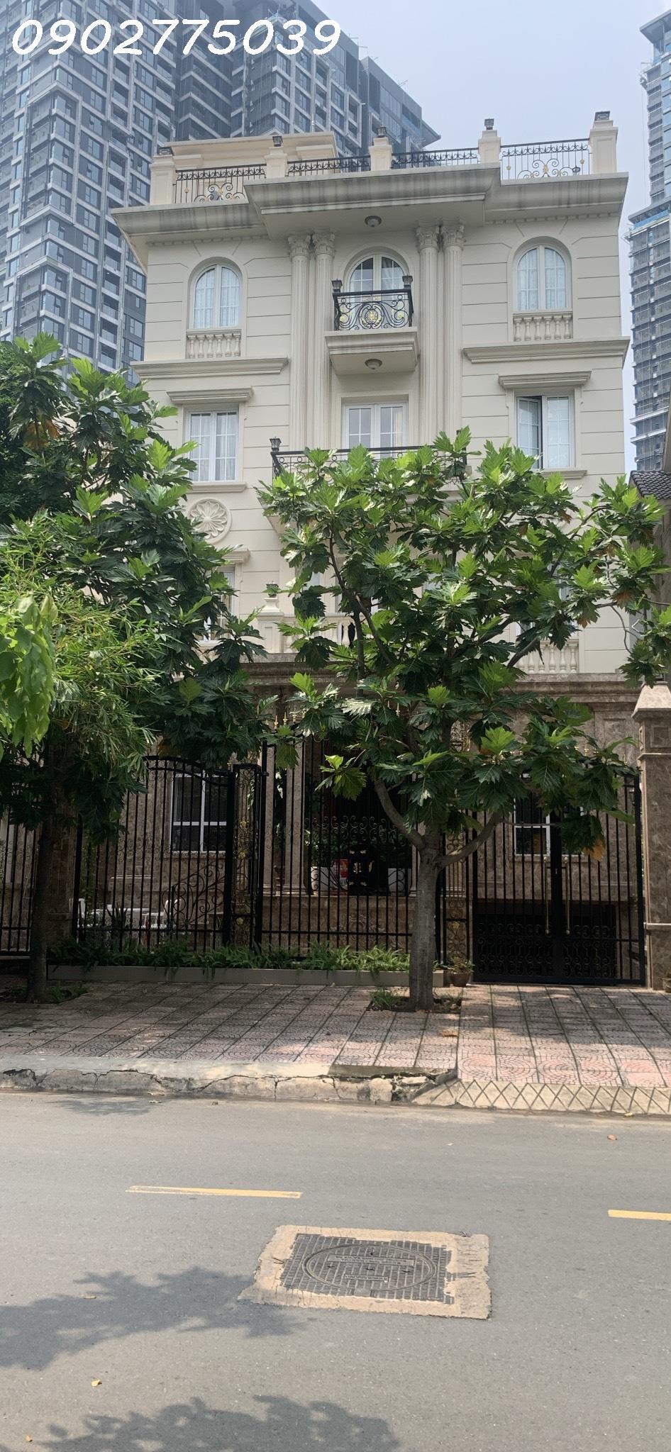 kẹt tiền chính chủ cần bán gấp biệt thự cao cấp Thảo Điền quận 2