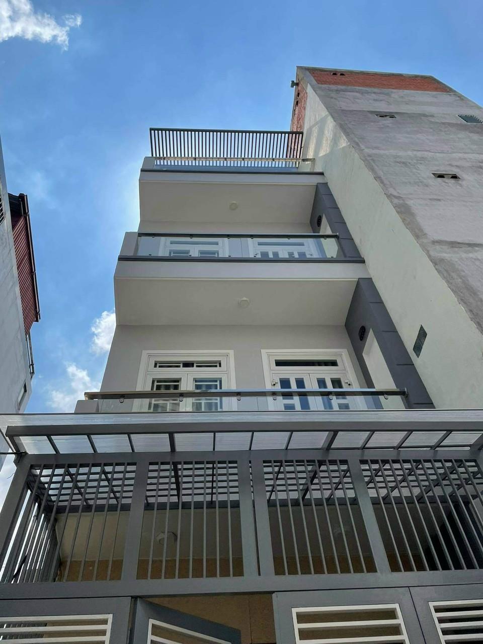 Bán nhà SỔ HỒNG đường Trường Chinh, diện tích 62.5m2 chỉ nhỉnh 3 tỷ.