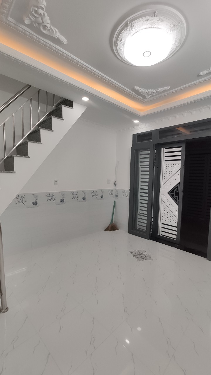 BÁN NHÀ 1 LẦU MẶT TIỀN HẺM 1645 HUỲNH TẤN PHÁT P. PHÚ MỸ QUẬN 7