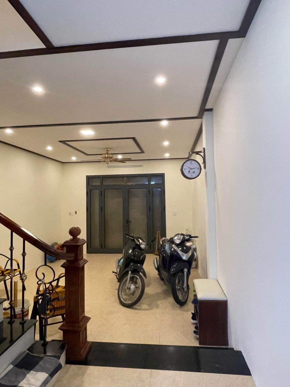 Bán GẤP nhà Ngô Thì Sỹ Hà Đông 42m2 5 tầng, hơn 6 tỷ Ô TÔ-KINH DOANH