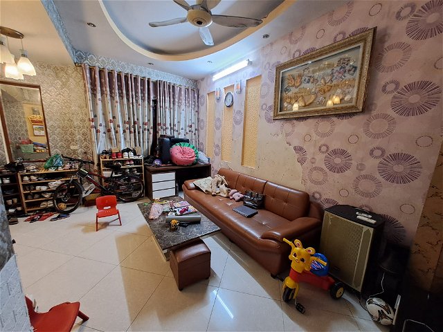 Bát Khối, Long Biên 48m2, 6 tầng,lô góc giá 4,3 tỷ