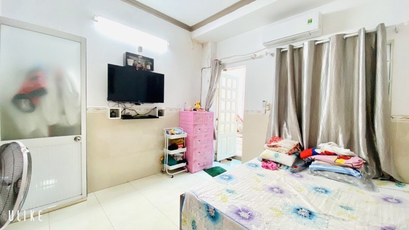 Bán nhà sát Trần Hưng Đạo, Quận 1, 32m2, chuẩn đét, chỉ 3 tỷ XX