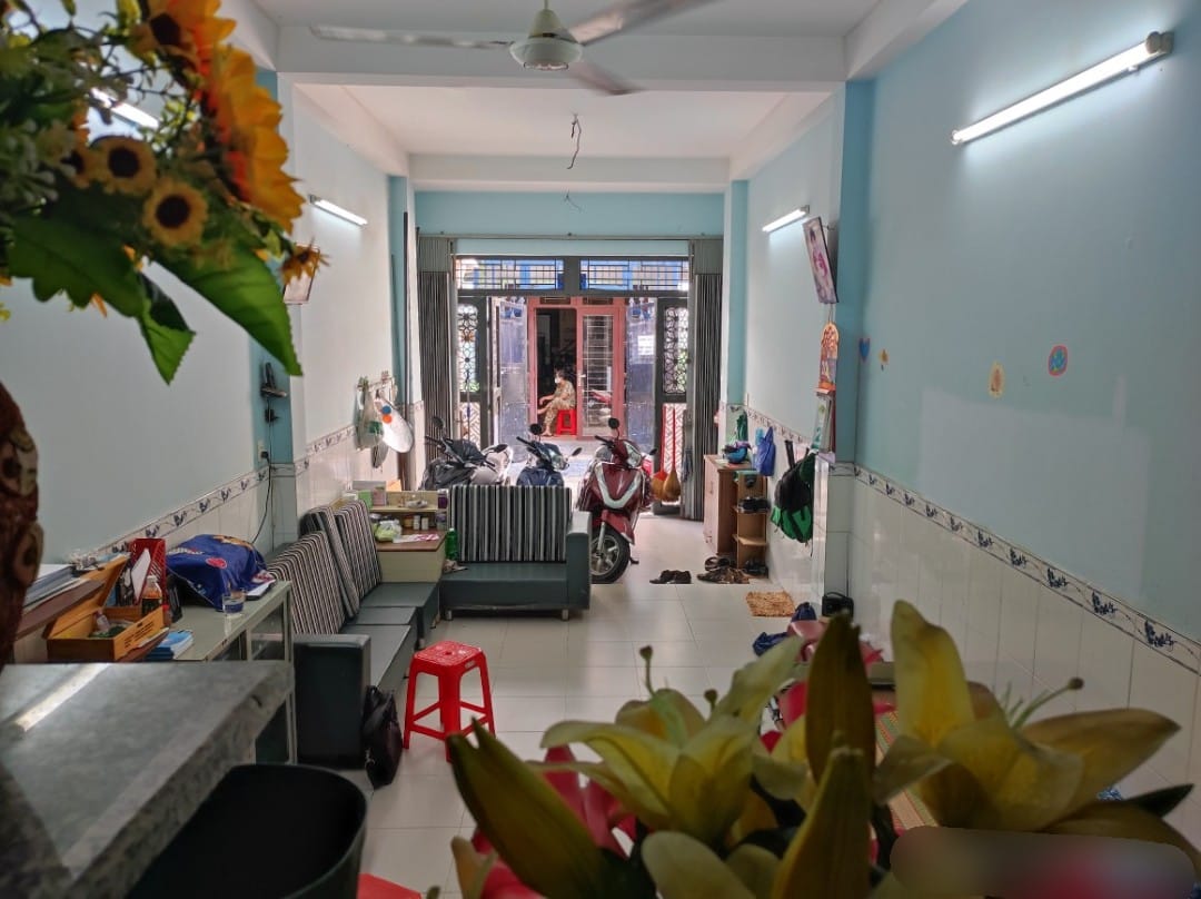 TT Quận 10, Xe hơi tới cửa, 56m2 chỉ 150tr/m