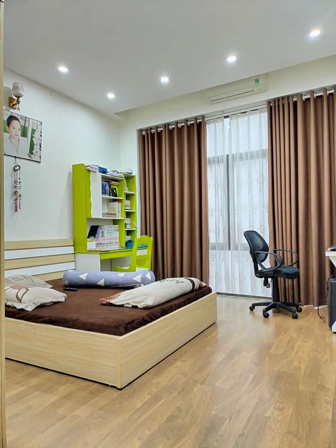 Cấn thanh khoản nhà đẹp Lê Quang Đạo 45m2 x 4t kinh doanh, oto, ngõ thông 4,5 tỷ.