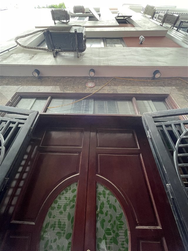 Thạch Bàn, Long Biên 31m2, 4 tầng, mặt tiền 4,7m, giá 2,9 tỷ