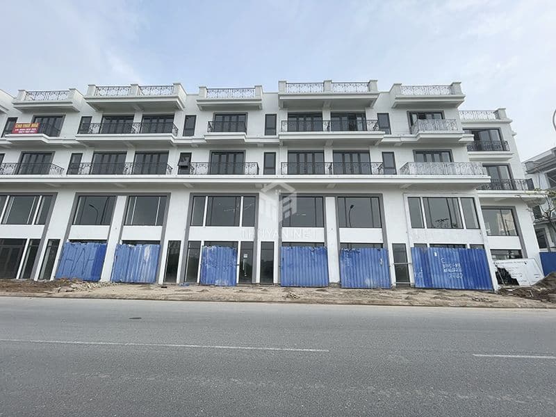 Bán 71,4m2 Shophouse Metropolitan - Mặt Phố rộng 22m - Đối diện vườn hoa nhà văn Hóa Huyện