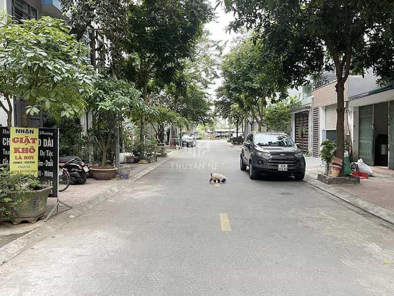 Cần tiền kinh doanh bán gấp 75m2 đất đấu giá Kim Quan, Việt Hưng. Vị trí rất đẹp để an cư lâu dài