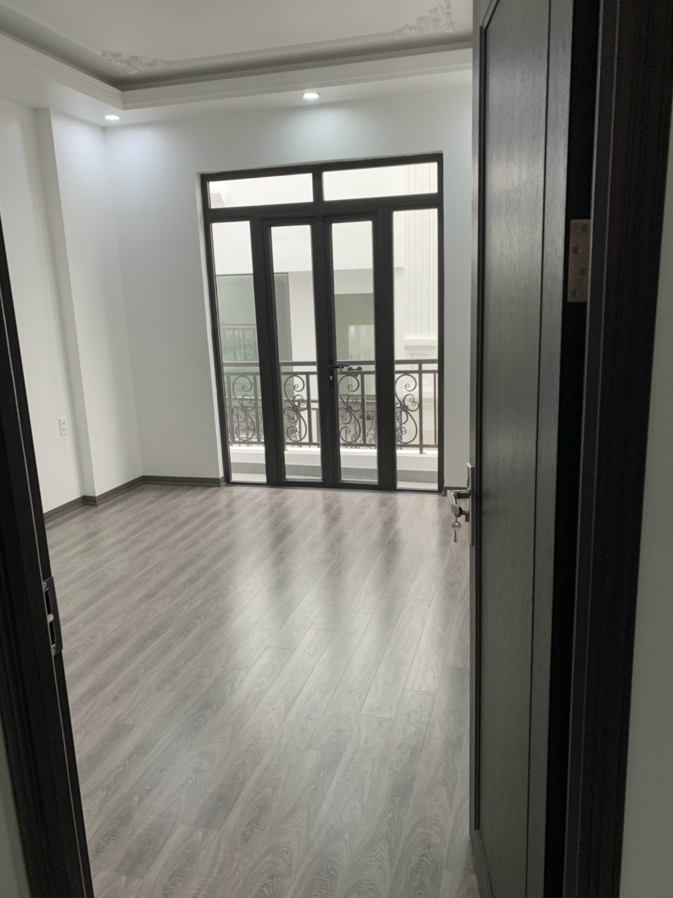 Bán nhà xây mới Thiên Lôi - Khúc Thừa Dụ, 58m 4 tầng GIÁ 3.5 tỉ ô.tô đỗ cửa