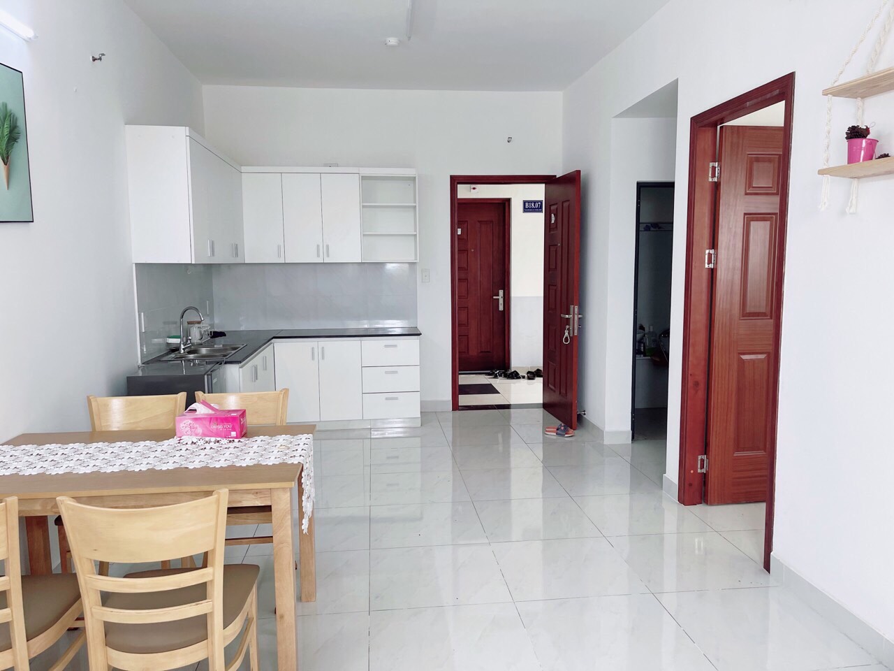 Nhà vừa sơn mới căn góc 62m2 chung cư Cường Thuận 6tr