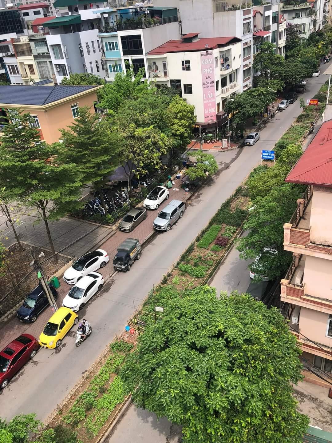 BÁN 40M2 ĐẤT PHÂN LÔ NHỔN, Ô TÔ TRÁNH, NGÕ THÔNG, KINH DOANH, GIÁ 4.4 TỶ