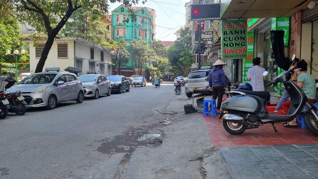 NHÀ ĐẸP PHỐ LÊ ĐỨC THỌ - PHÂN LÔ VỈA HÈ - VIEW CÔNG VIÊN. 58M X 7T. GIÁ 23 TỶ