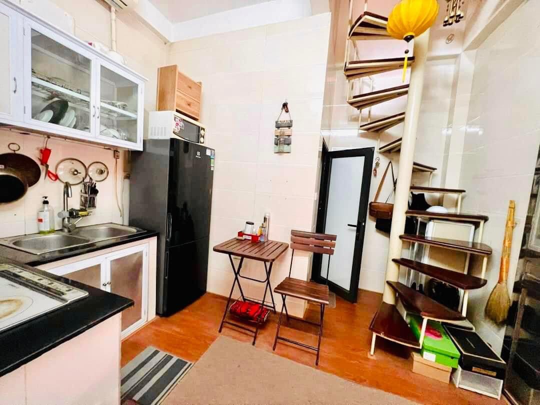 NHÀ 4 TẦNG TÔN ĐỨC THẮNG GIÁ 1,89 TỶ, LÔ GÓC, 13M(T2:16M), MT 3,5M, NGÕ THÔNG