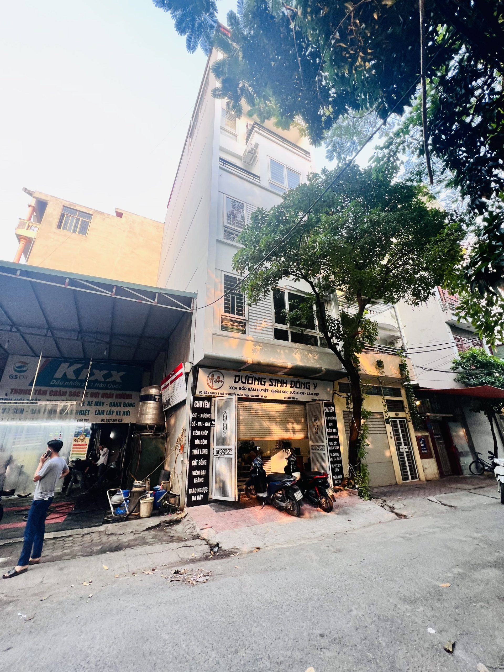 Phân lô ô tô tránh dừng đỗ Nguyễn Khánh Toàn 63m2 7 tầng mặt tiền 5m giá rao bán 17.5 tỷ