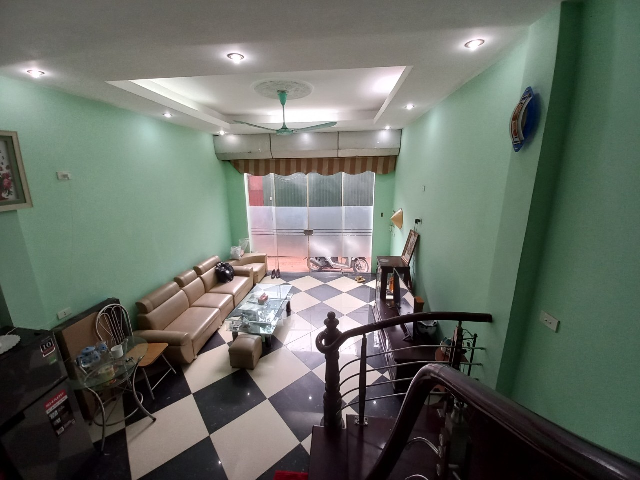 BÁN NHÀ 35M2, GẦN HỒ TÂY ĐƯƠNG LẠC LONG QUÂN 4 TẦNG MT 4.2M, GIÁ HƠN 4.4 TỶ