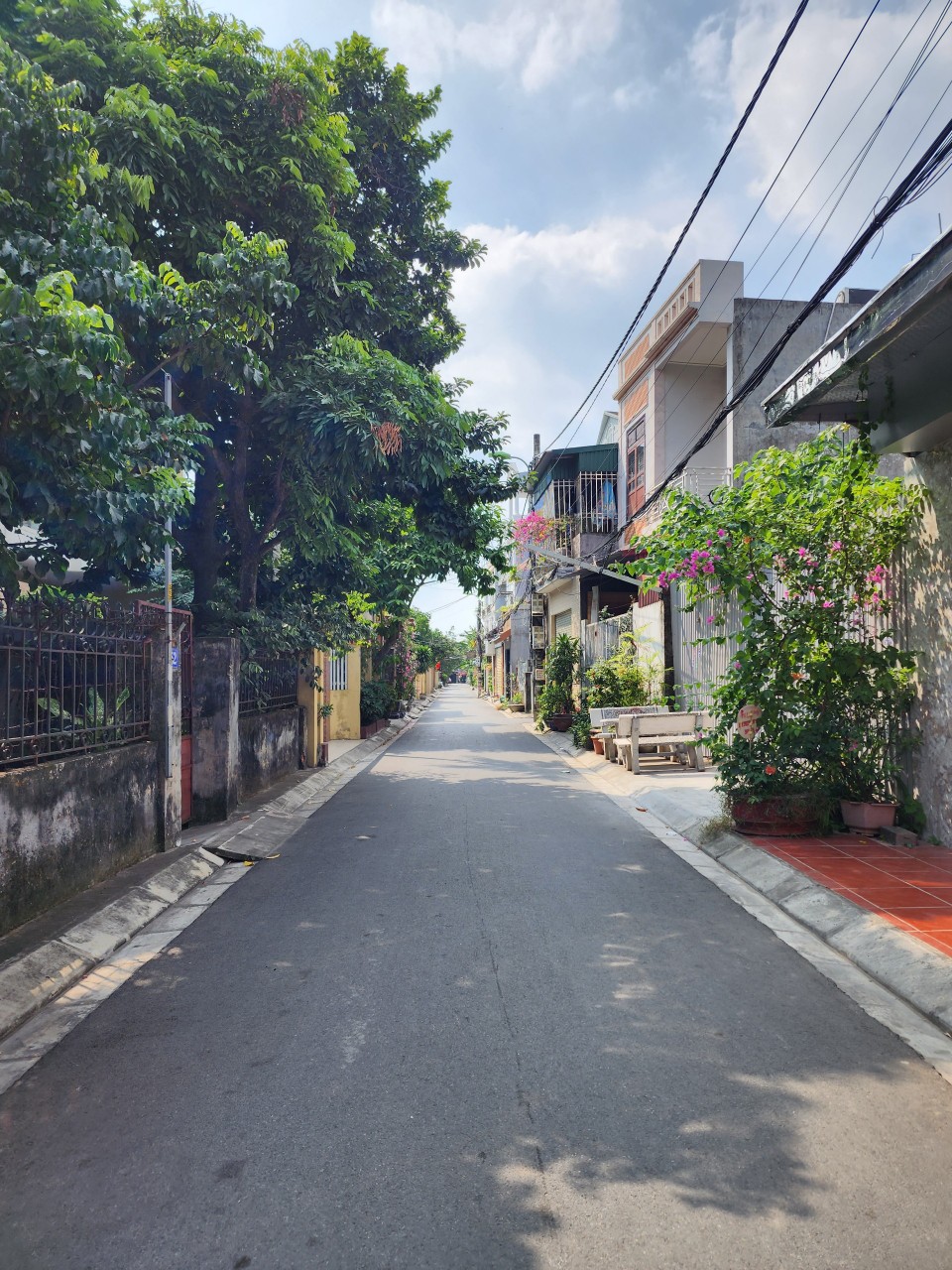 Bán nhà Thành Tô gần Chợ Cát Bi, 135m 2.5 tầng GIÁ 5.5 tỉ đường ô.tô