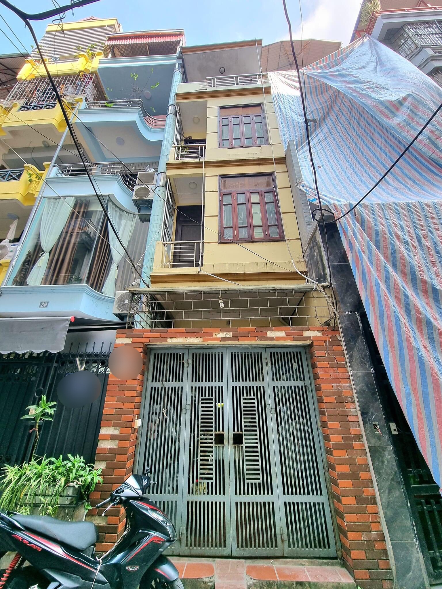 NHÀ 4 TẦNG PHỐ TÂY SƠN, ĐỐNG ĐA, Ô TÔ TRÁNH, NGÕ THÔNG, 52M,, NỞ HẬU, GIÁ 9,15 TỶ CÓ TL