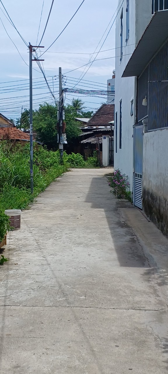 Bán đất Vĩnh Ngọc hẻm 505 Lương Định Của