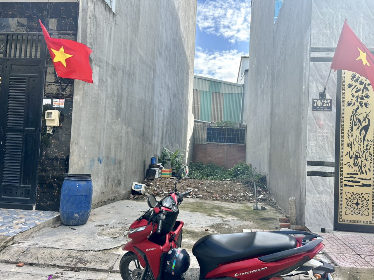 Đất Trống _ hẻm xe hơi - 70m2 - xây dựng tự do - Võ Văn Vân - Ngộp - 3 tỷ 350