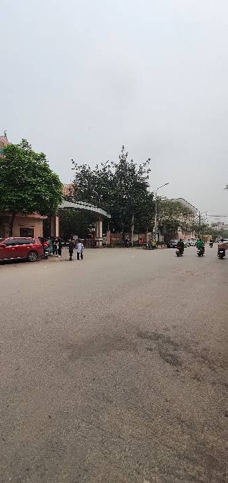 Bán nhà Phố Viên Đại Học Mỏ, Ô Tô Đỗ Cửa, 32m2, 5 Tầng, 3,8 Tỷ. Chủ Tặng Nội Thất.0965283789