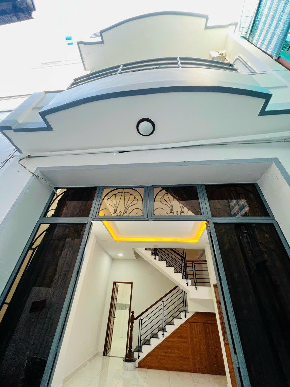 BÁN NHÀ HXH HOÀNG HOA THÁM BÌNH THẠNH - 45m - 4 TẦNG NHÀ MỚI Ở NGAY - CHỈ 5 TỶ NHỈNH