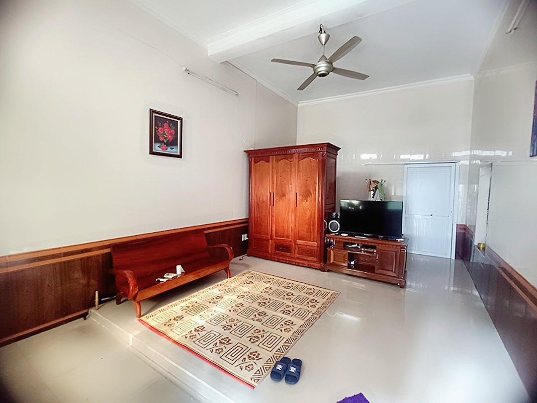 Bán nhà Nam Pháp 1 gần Đại Học Hàng Hải, 59m 2 tầng GIÁ 2.6 tỉ ngõ nông