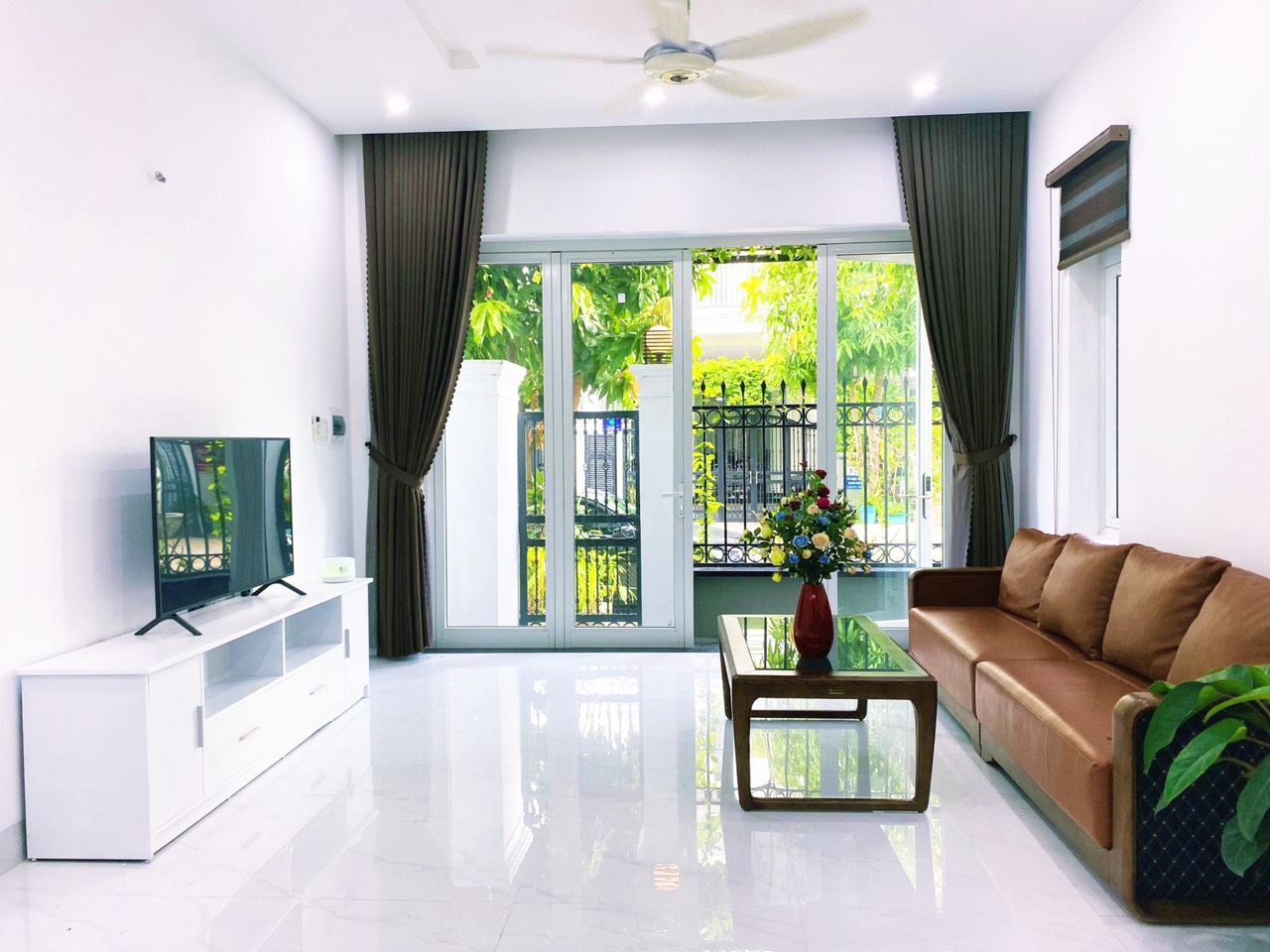 CHO THUÊ NHÀ PHÚ GIA COMPOUND, ÔNG ÍCH KHIÊM.