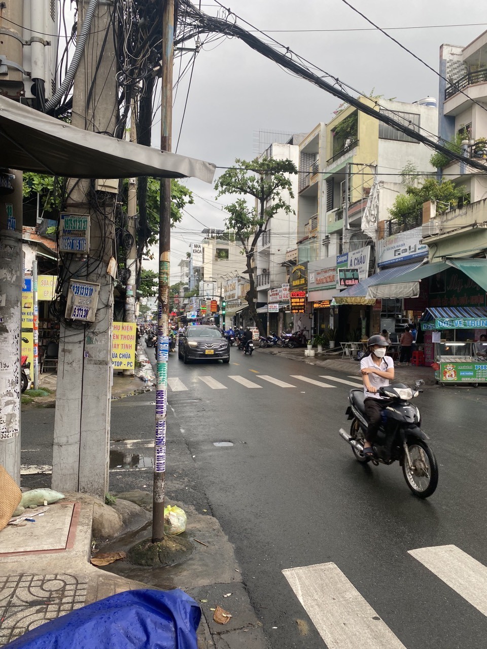 Bán căn góc 2 mặt tiền đường Văn Cao Tân Phú 5x13 kinh doanh buôn bán sung sáng đêm gần chợ Tân Hương.