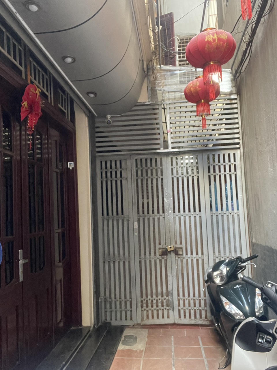 Bán nhà 4 tầng ngõ 325 Kim Ngưu, Thanh Lương, Hai Bà Trưng, Hà Nội.