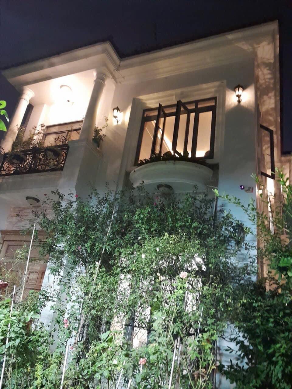 Bán nhà đường 35 Hiệp Bình Chánh Thủ Đức. 10m x 24m, giá 13 tỷ