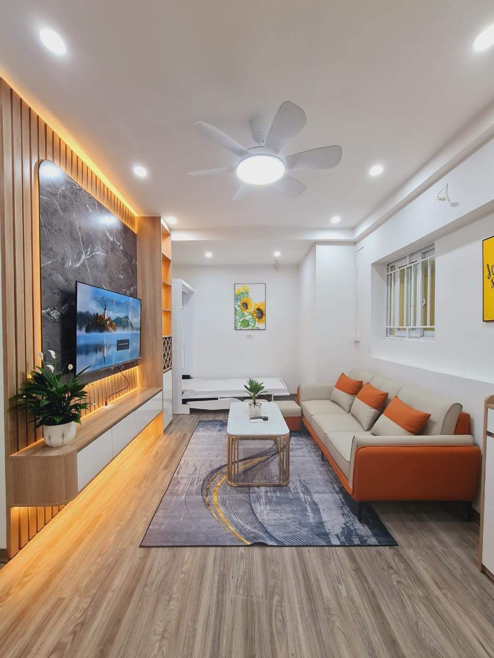 bán căn hộ 58 mét tấng thấp 2 ngủ 2wc giá 1ty580tr hh linh đàm