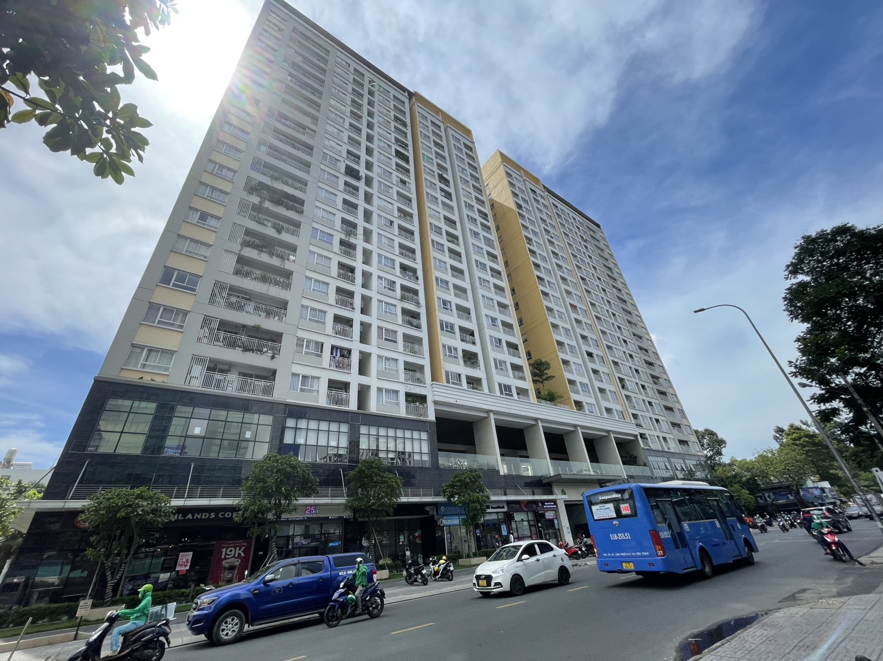 Bán Nhà khu VIP Phổ Quang hẻm 10m sát Mặt Tiền 96m2 (4x24) -Chỉ 15,x Tỷ