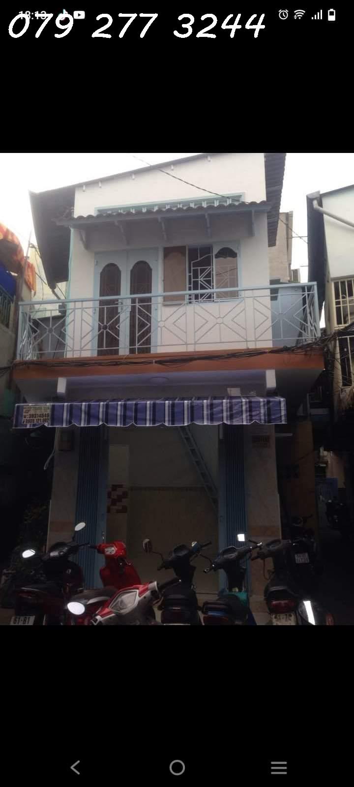 Cho thuê nhà 1 trệt 1 lầu, đường Võ Văn Kiệt phường cô Giang quận 1.