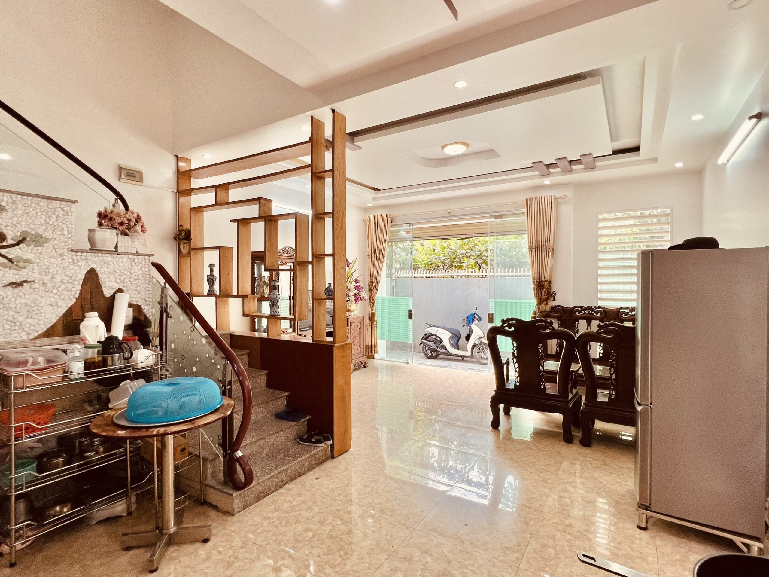 BÁN NHÀ CHỢ HÀNG MỚI KHU DÂN CƯ ĐẲNG CẤP NHÀ GIÀU...