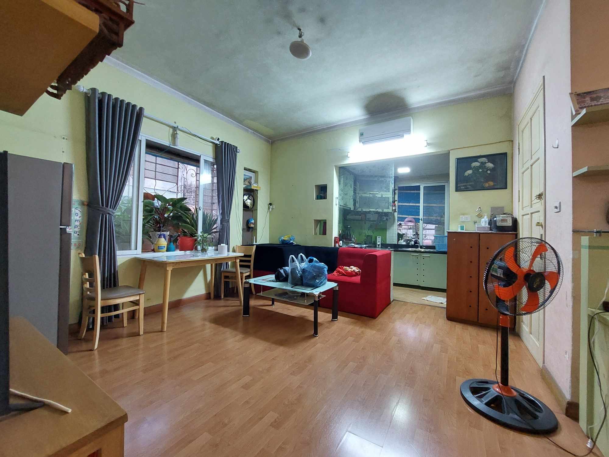 60M Tập Thể Lò Đúc – Hai Bà Trưng – Thoáng Đẹp - Ở Ngay – 1.8 Tỷ.