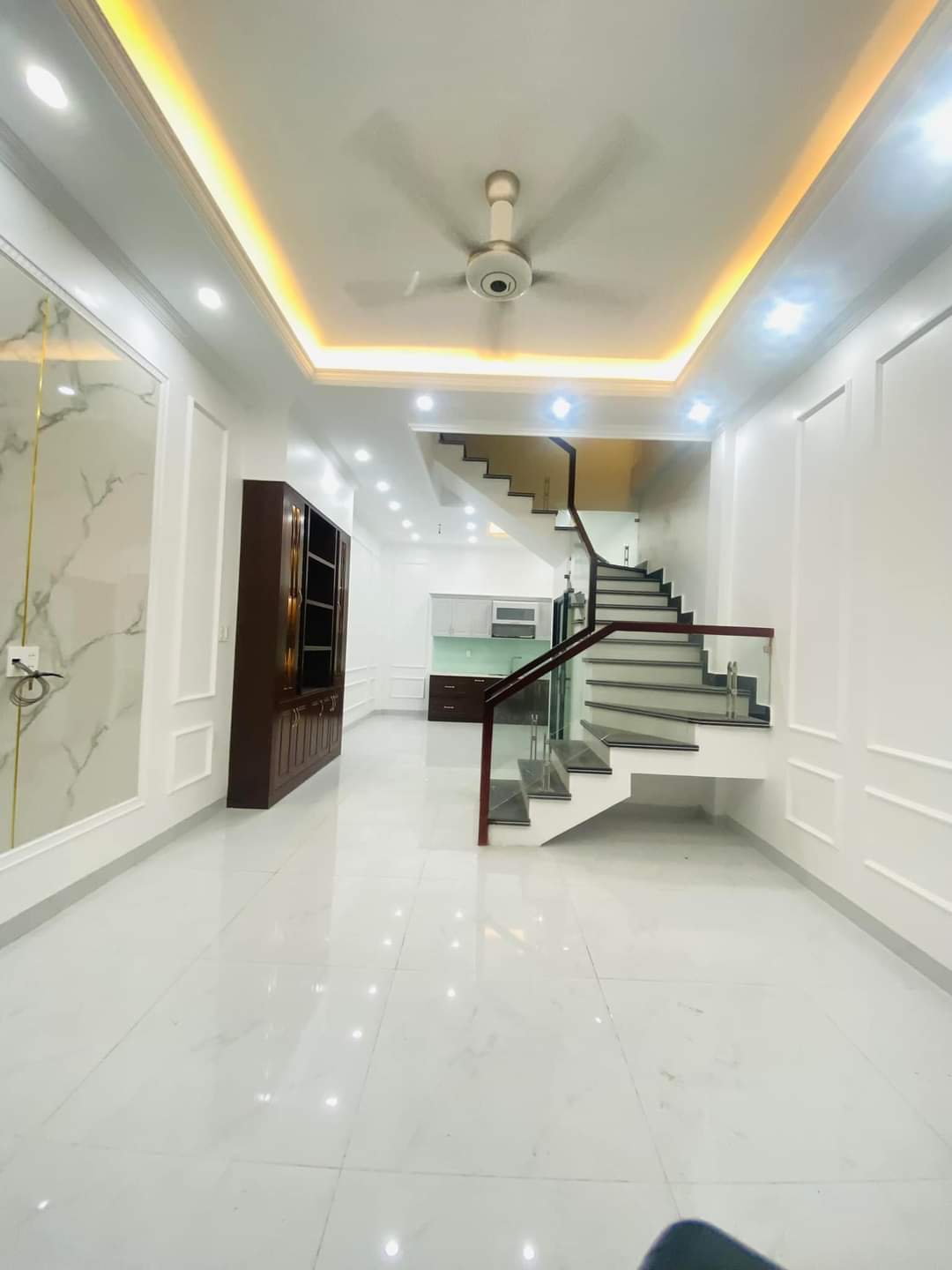 Bán nhà 4 tầng An Chân, Sở Dầu, Hồng Bàng, Hải Phòng ô tô đỗ cửa giá chỉ hơn 3 tỷ